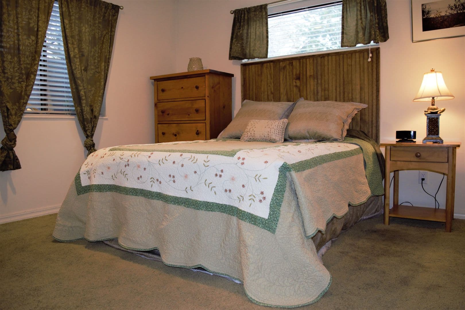 Bend Apartment: 820 Northwest Columbia Street