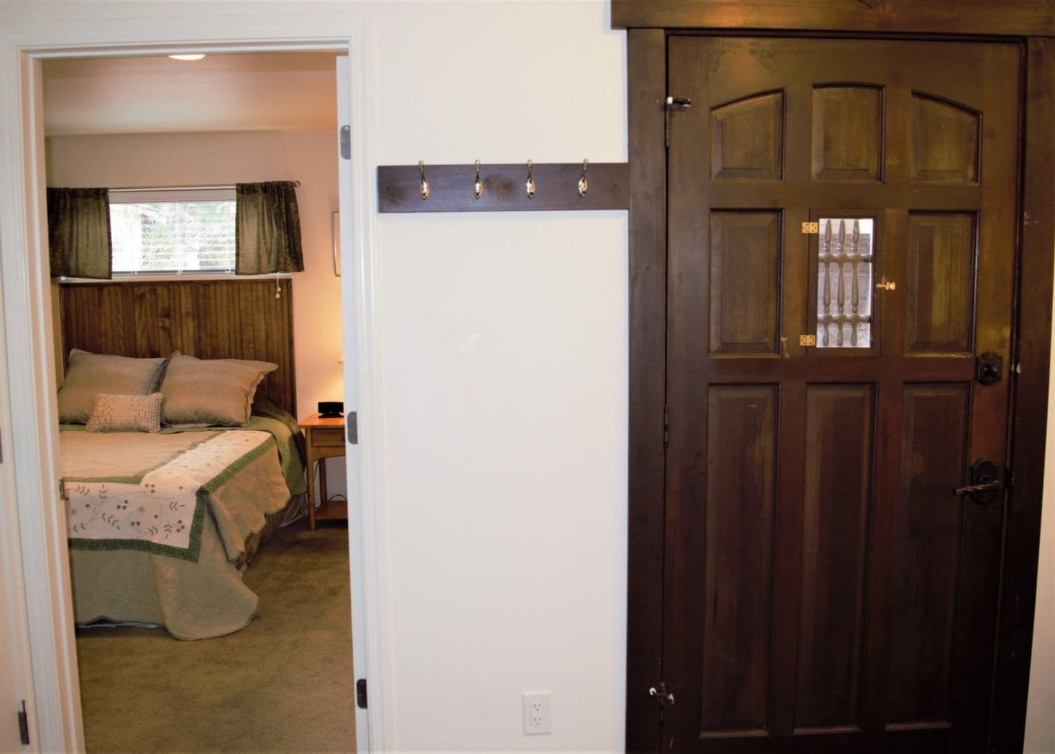 Bend Apartment: 820 Northwest Columbia Street
