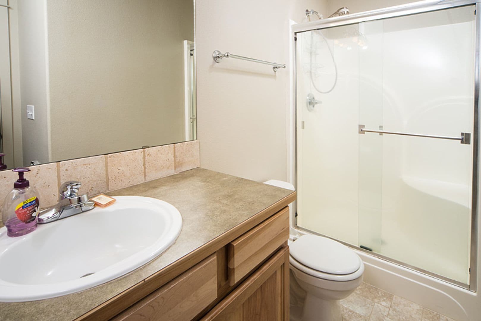 Bend Multiplex: 139 SE Heyburn #3