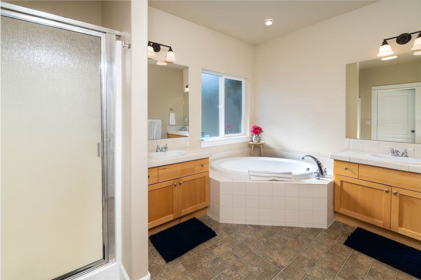 Redmond House: 2158 SW 36th Court
