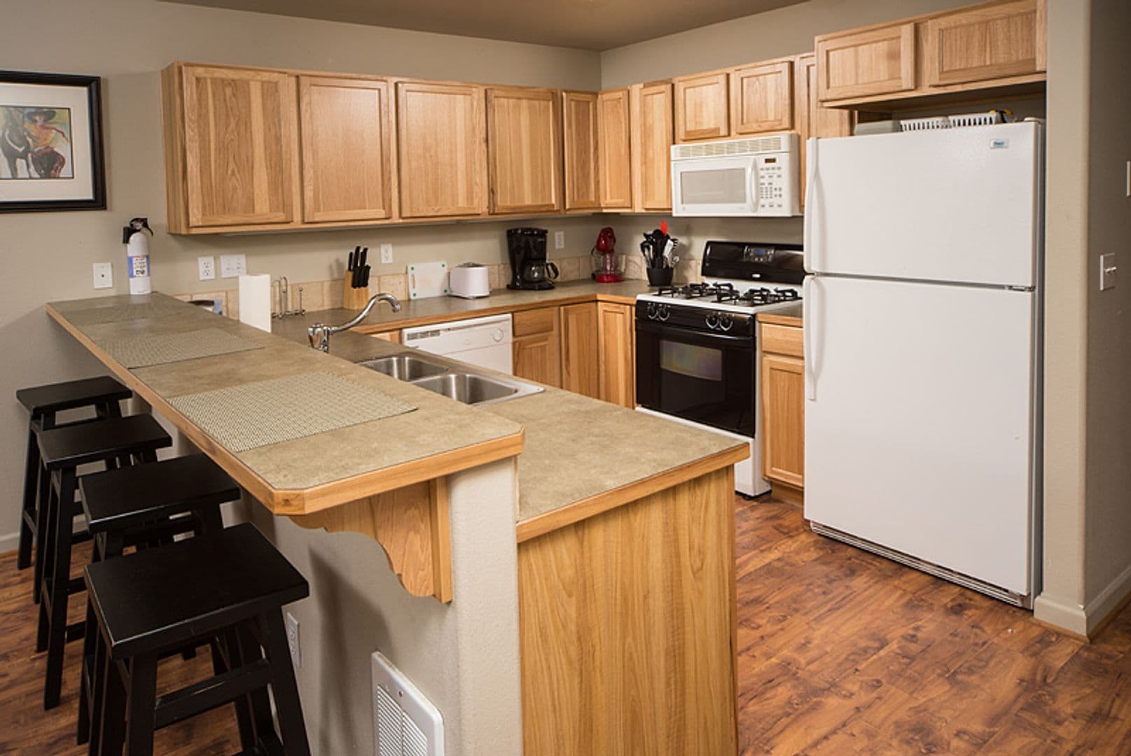 Bend Multiplex: 139 SE Heyburn #3