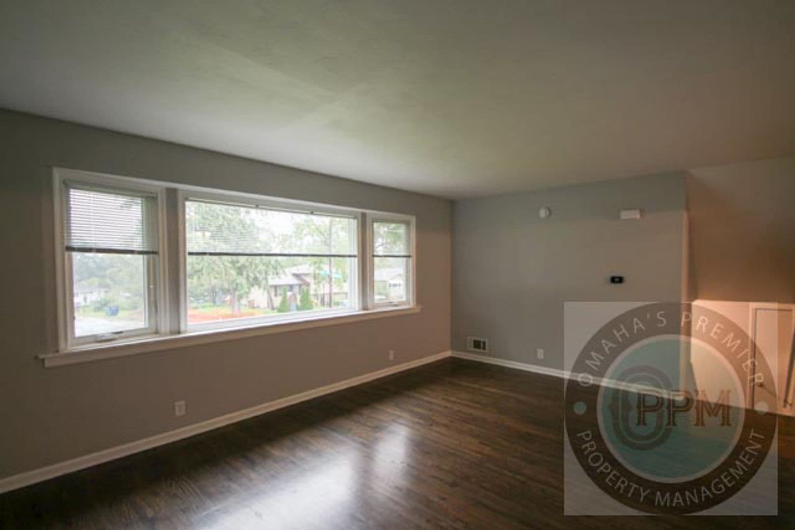Bellevue House: 7313 S 50 St