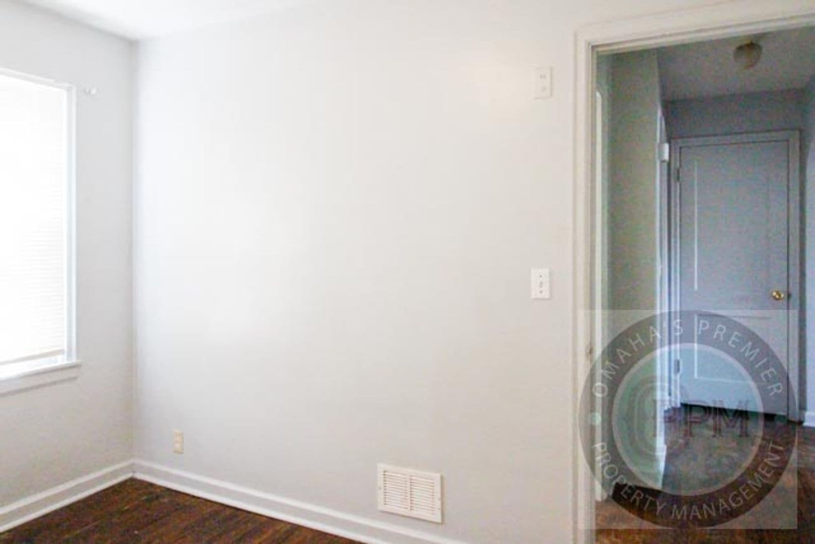 Omaha House: 3305 N 55 St