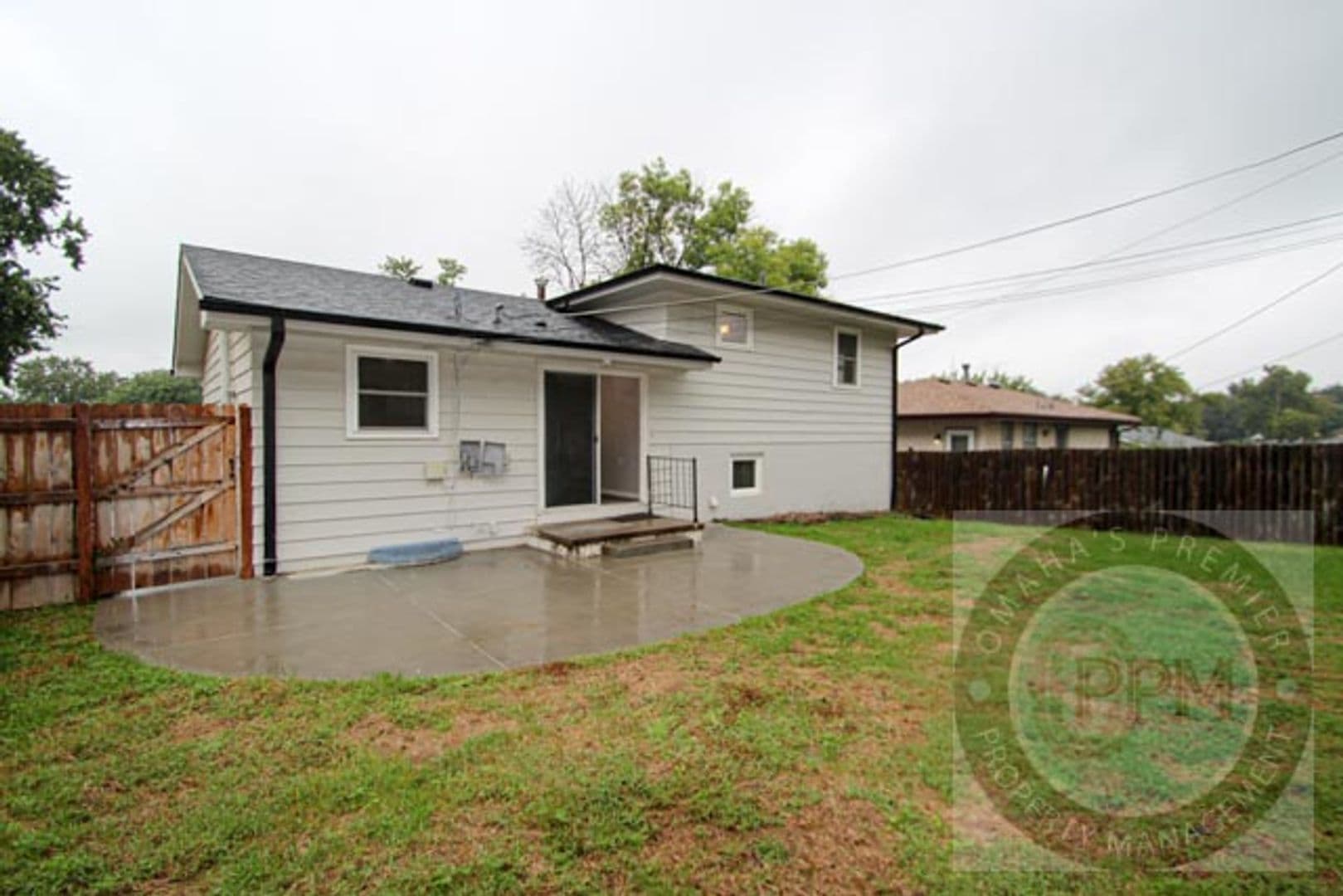 Bellevue House: 7313 S 50 St