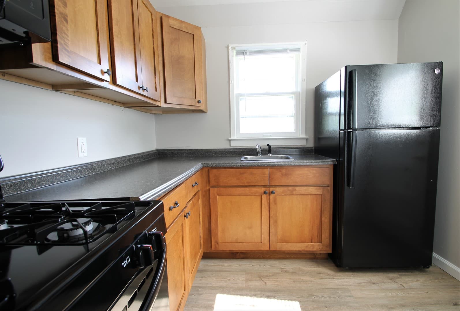 Omaha House: 2119 Monroe St