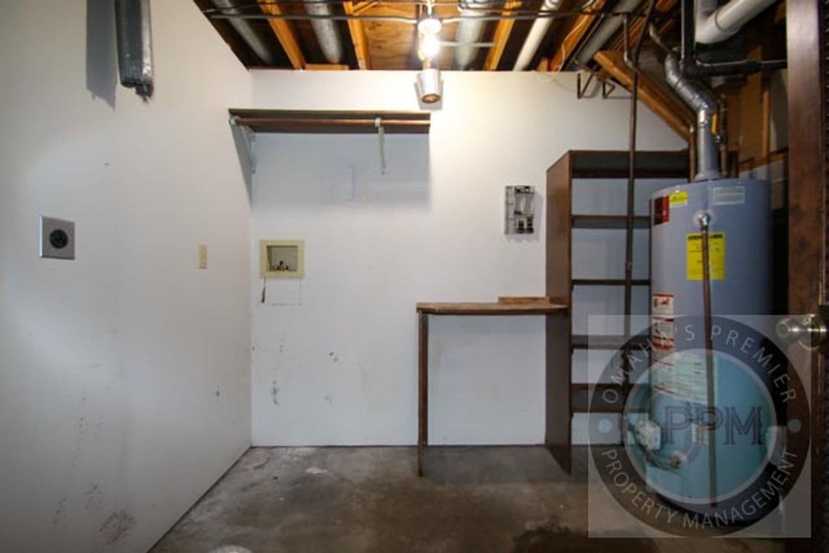 Omaha House: 5614 N 116 Ave Circle