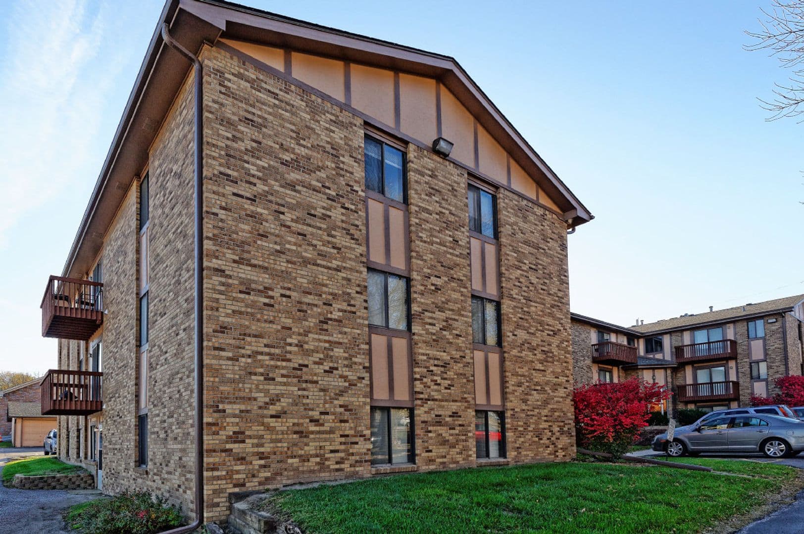 Omaha Apartment: 1711/1715 N 73rd St