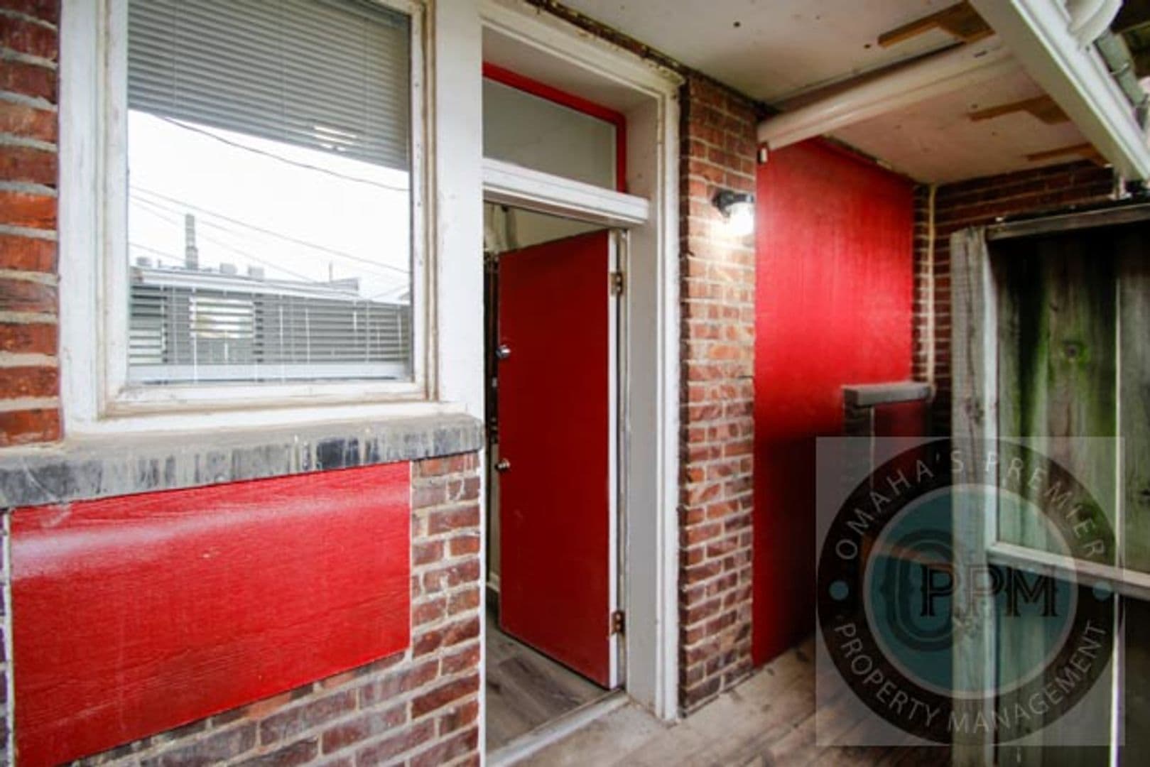 Omaha Apartment: 649 S 19 Ave