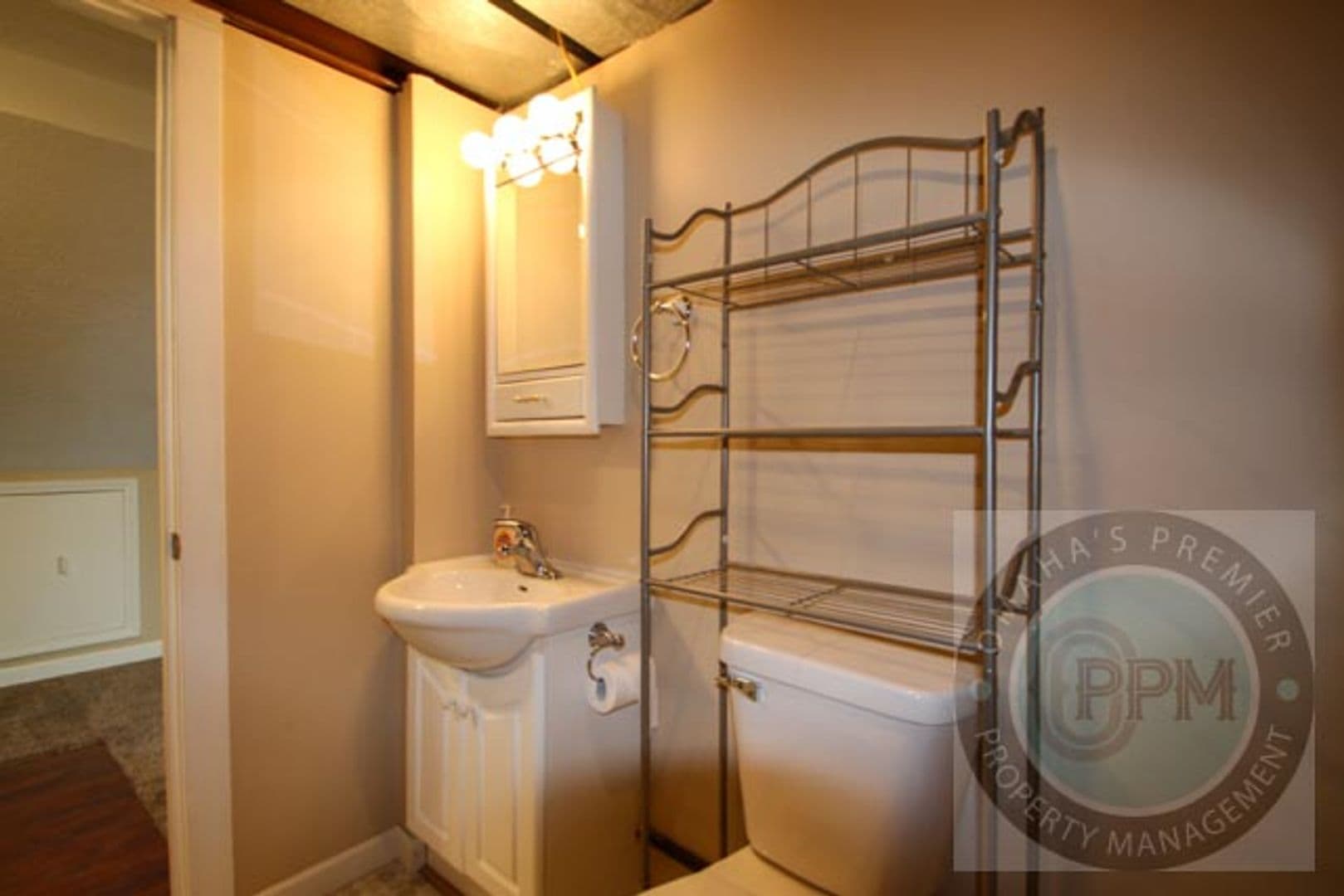 Bellevue House: 9801 S 10th St