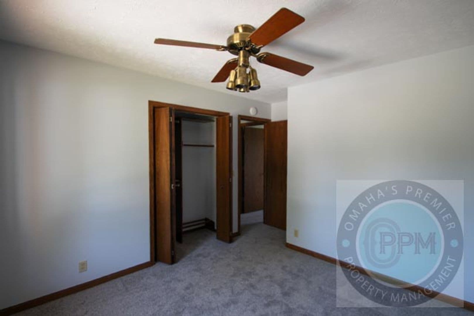 Omaha House: 5614 N 116 Ave Circle