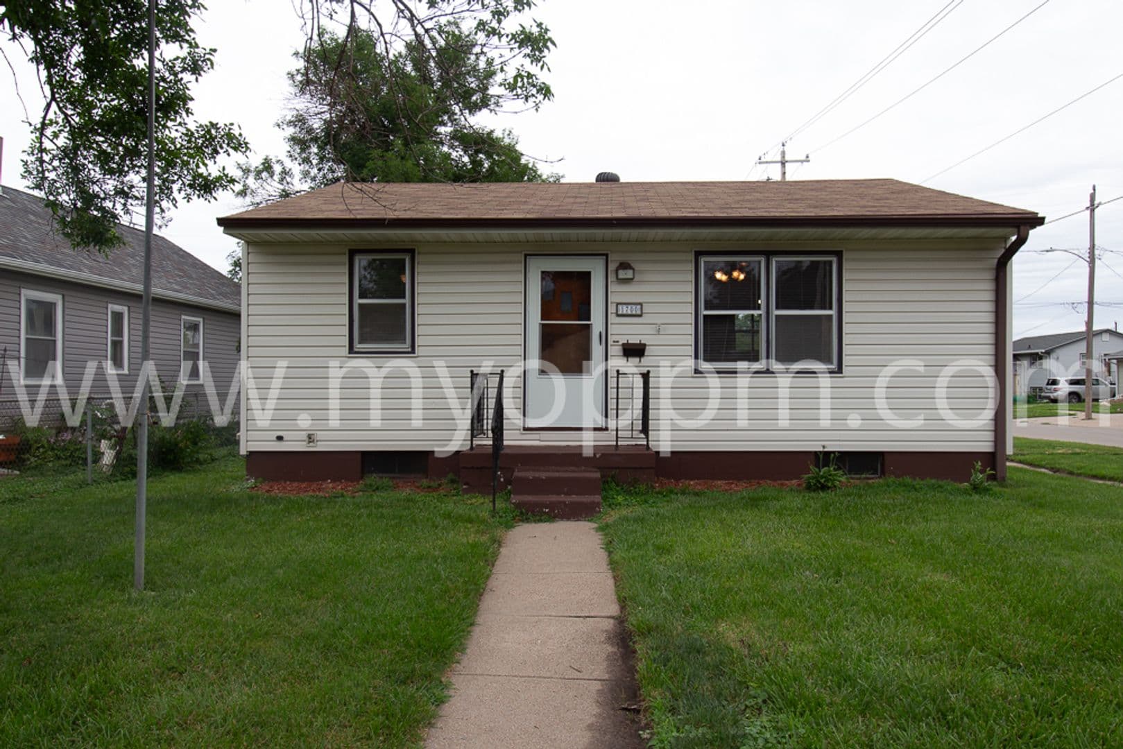 Council Bluffs House: 1700 Avenue G