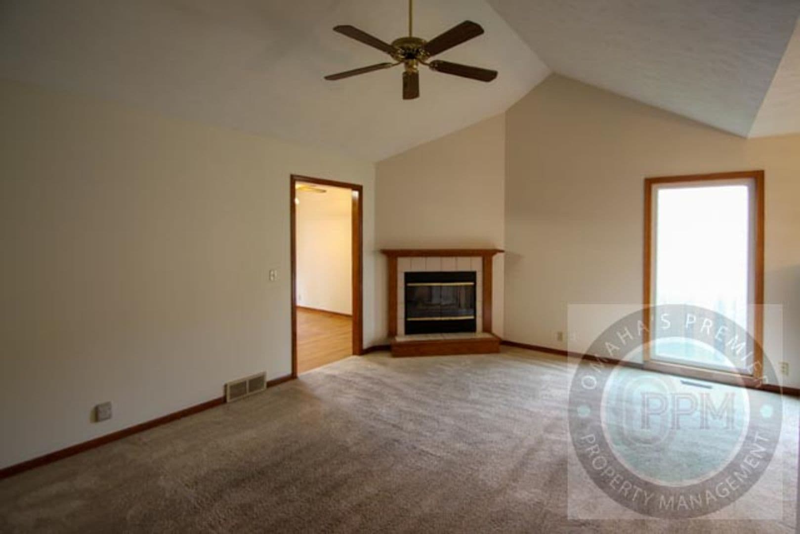 Omaha House: 12079 Patrick Ave
