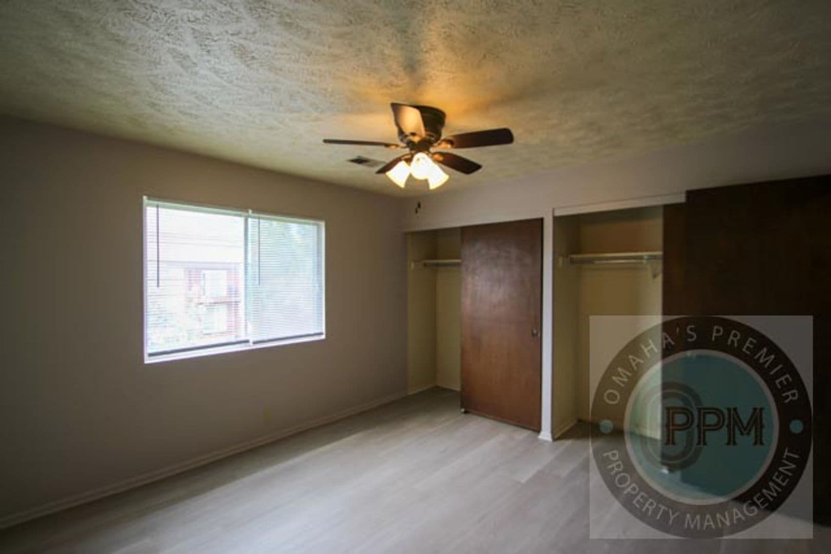 Bellevue Apartment: 818 Lincoln Rd