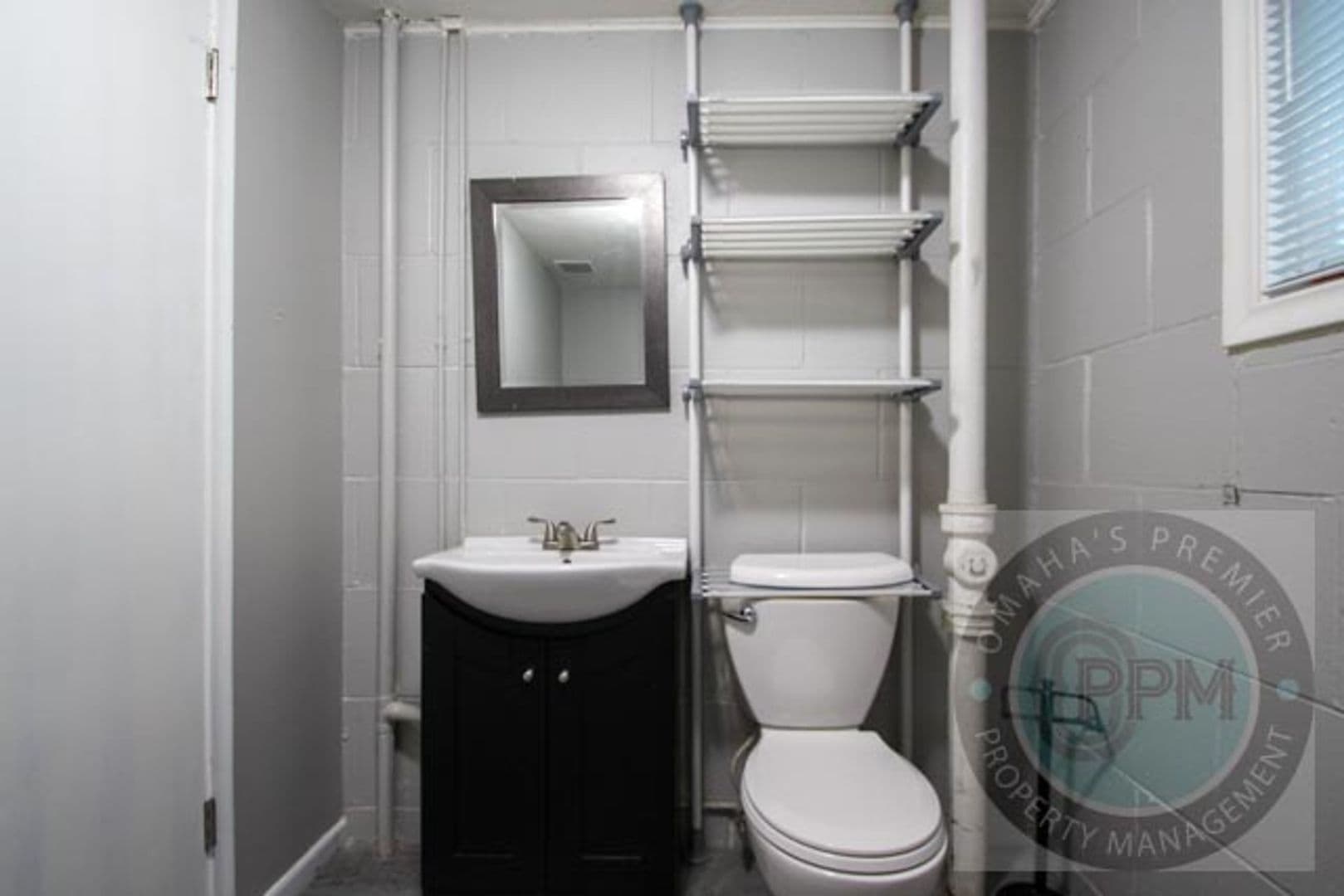 Bellevue House: 7313 S 50 St