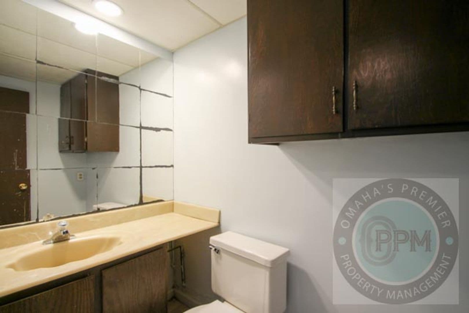 Bellevue House: 212 Douglas Drive