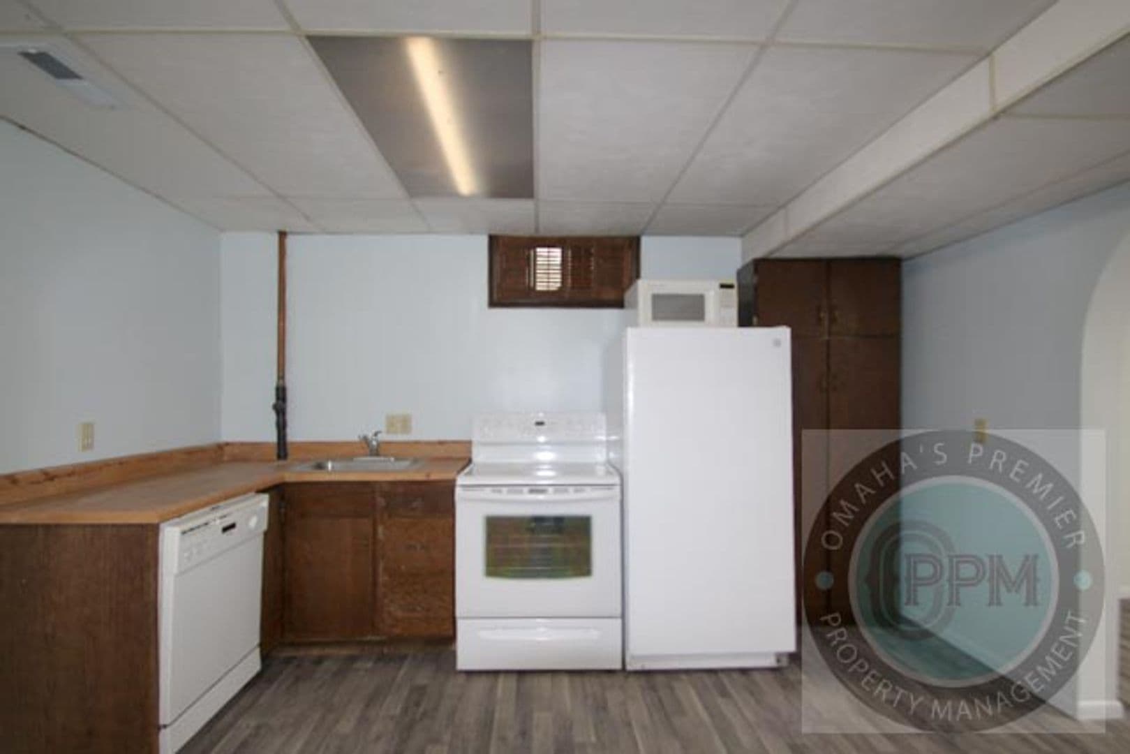 Bellevue House: 212 Douglas Drive