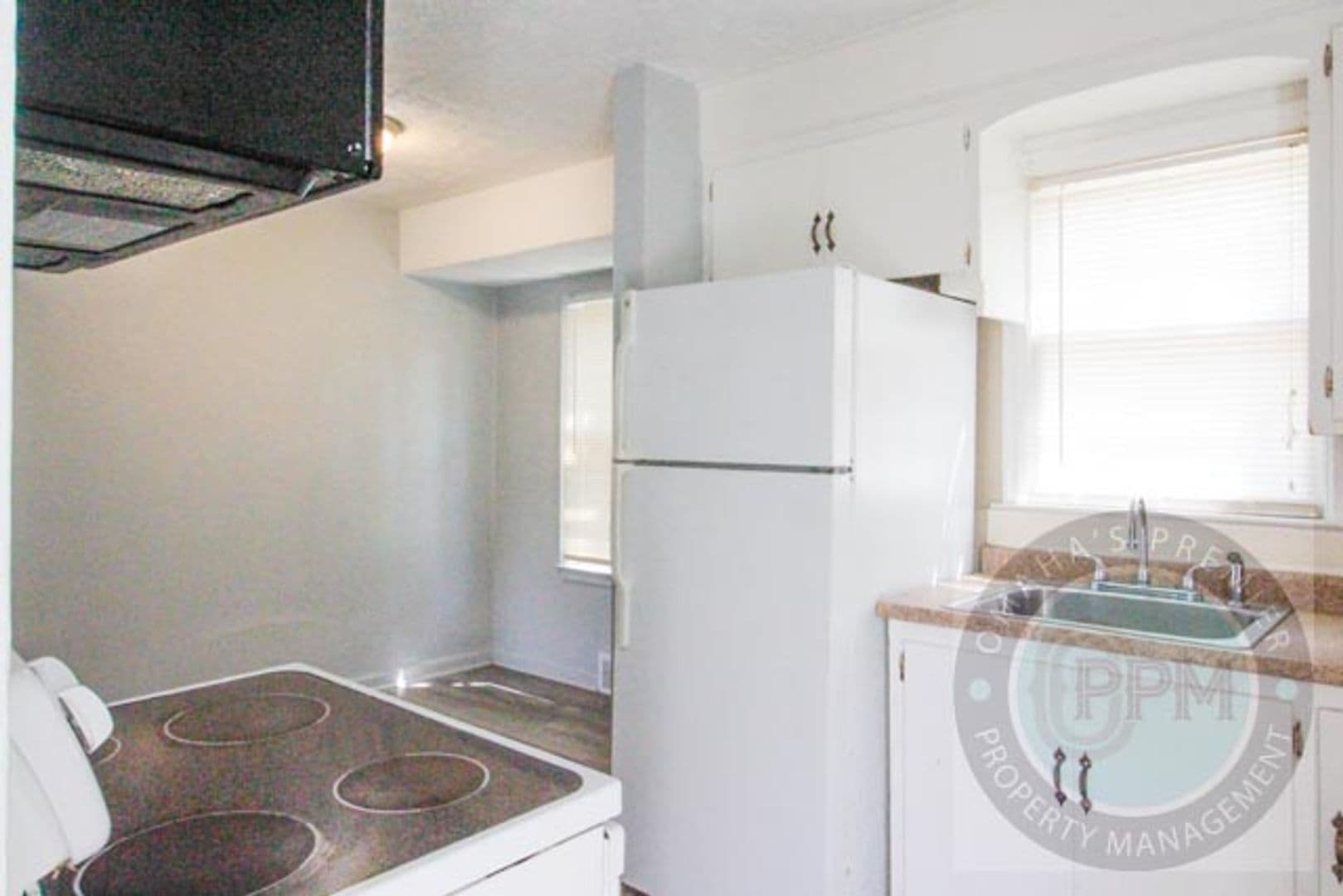 Omaha House: 3305 N 55 St