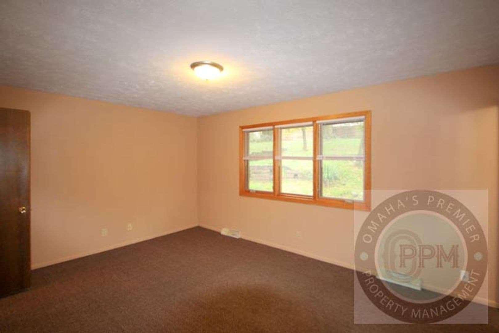 Bellevue House: 212 Douglas Drive