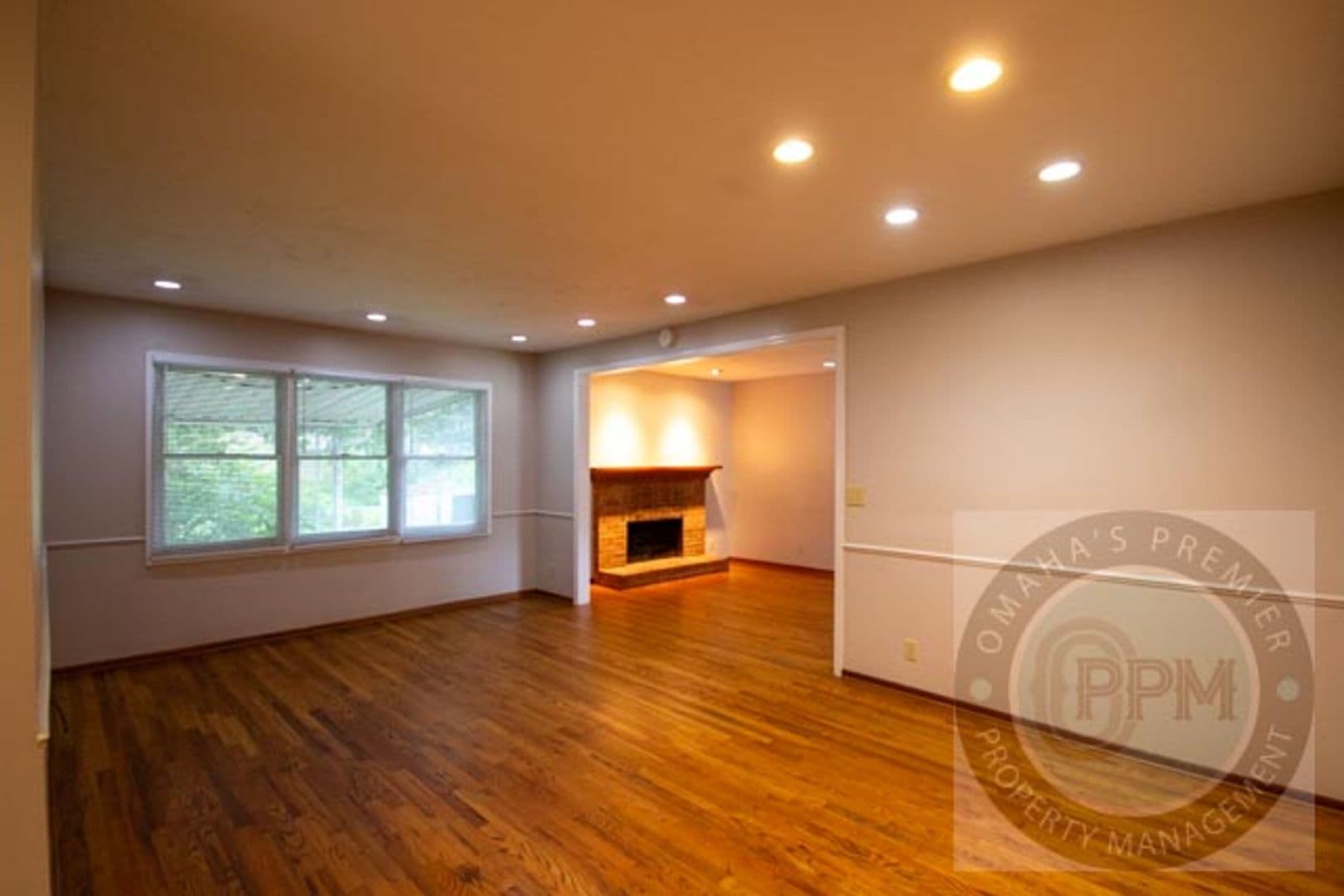 Omaha House: 12175 Pedersen Dr