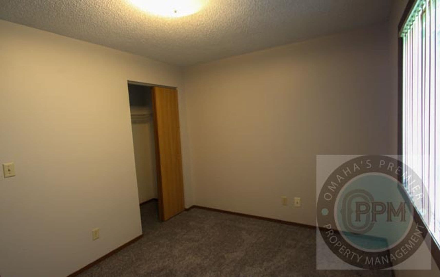 Bennington Apartment: 15605 N 4th St