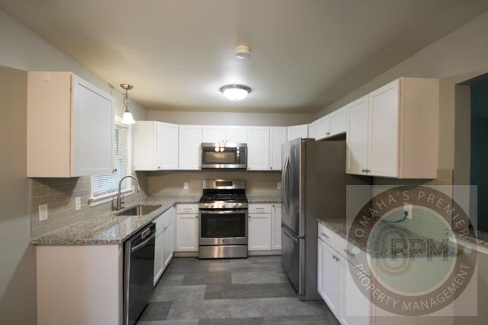 Bellevue House: 7313 S 50 St