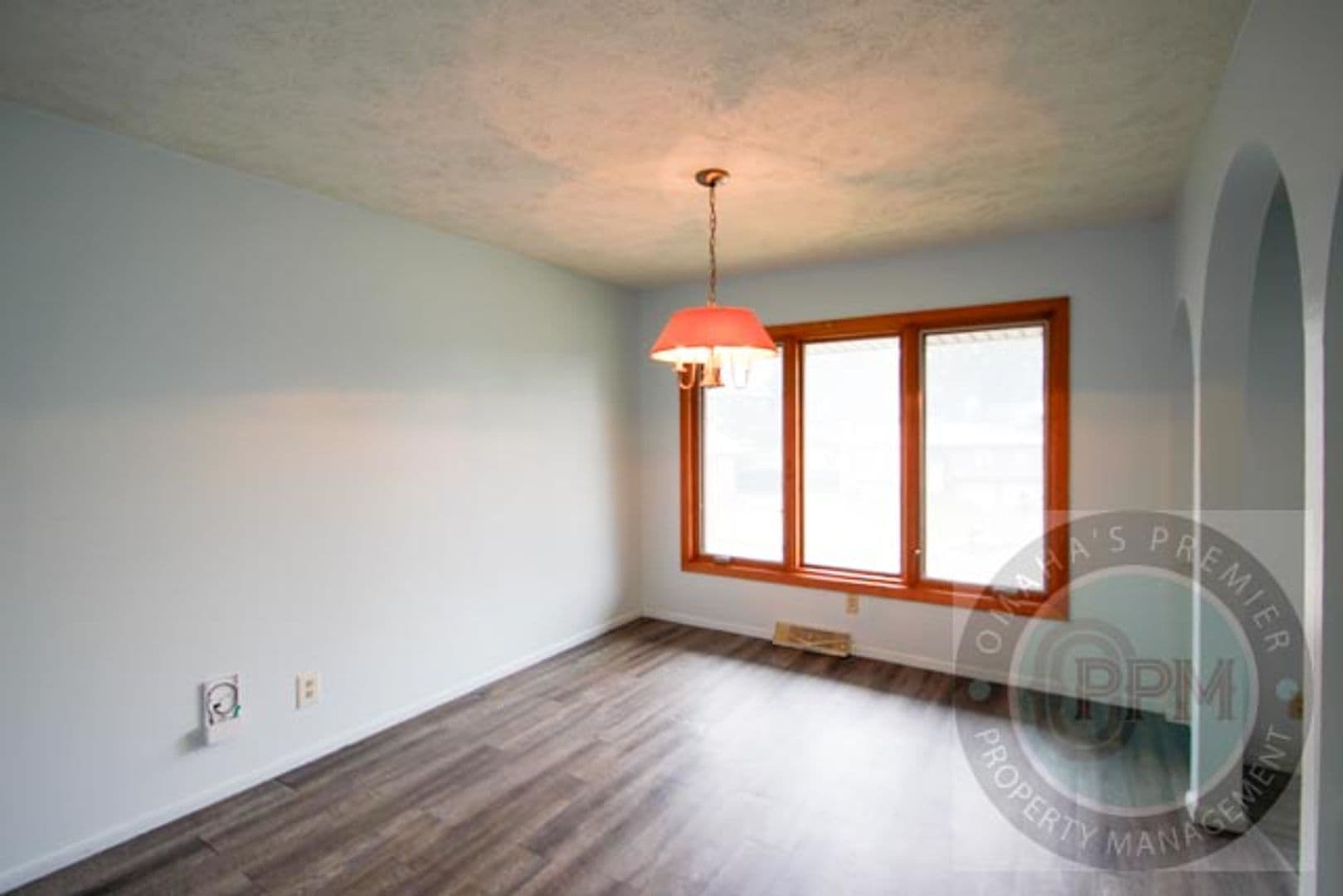 Bellevue House: 212 Douglas Drive