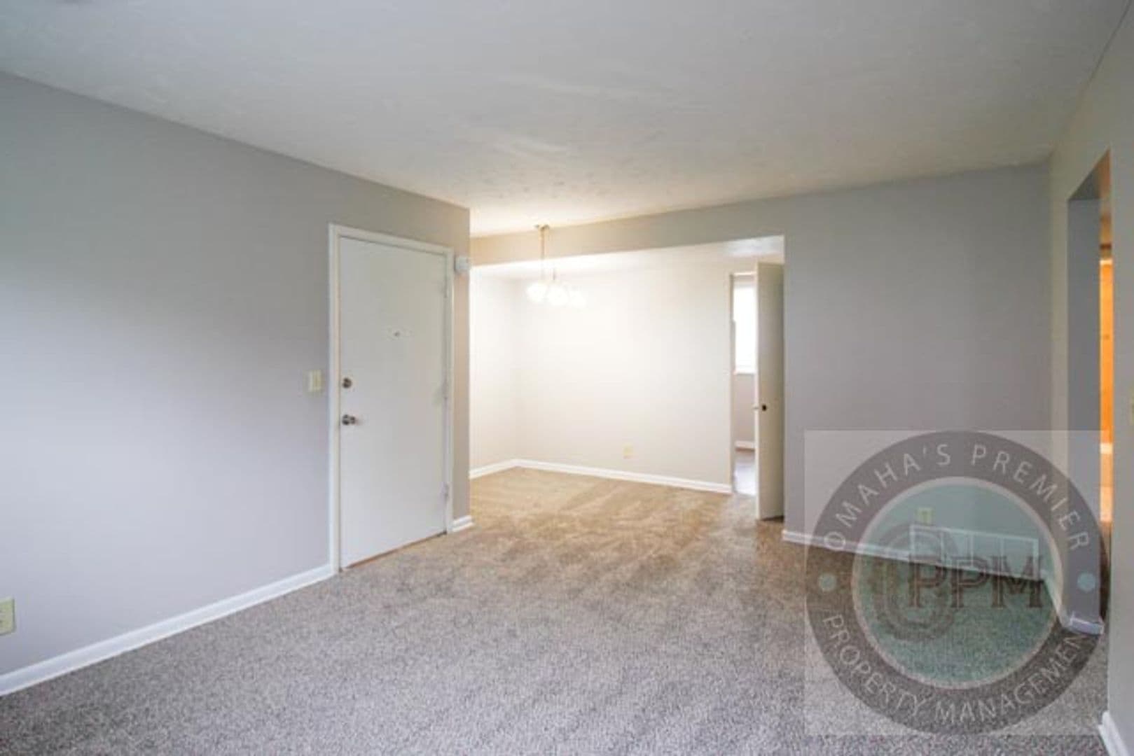 Omaha Apartment: 7303 Decatur St