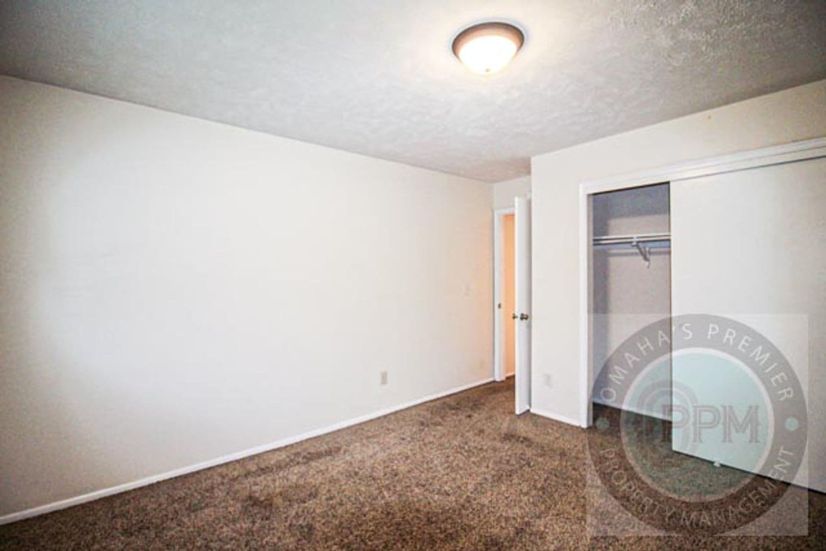 Omaha Apartment: 6519 Lafayette Ave