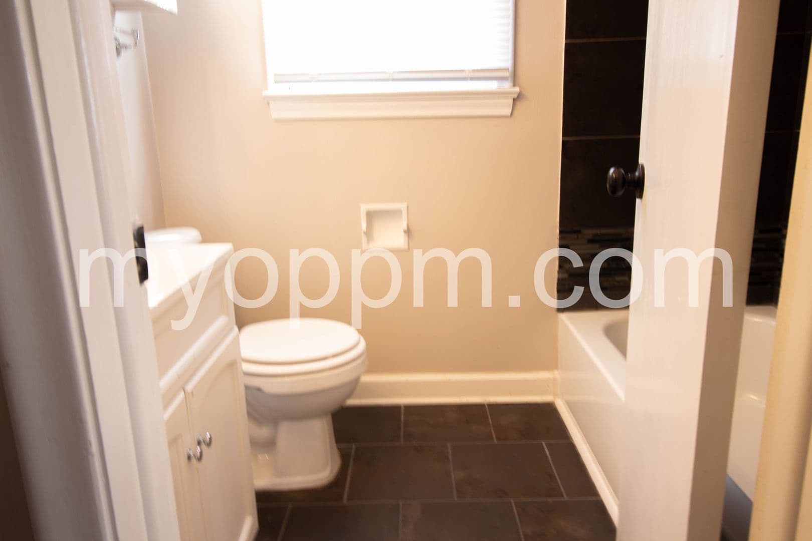 Omaha House: 2321 S 49th St