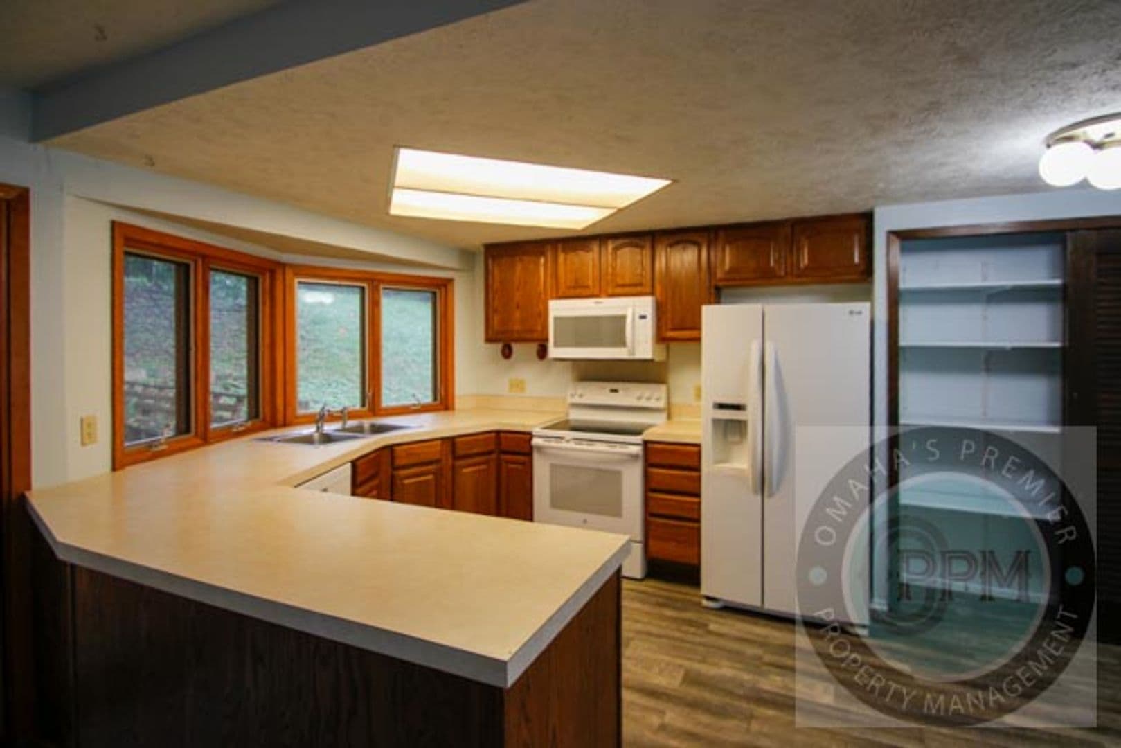 Bellevue House: 212 Douglas Drive