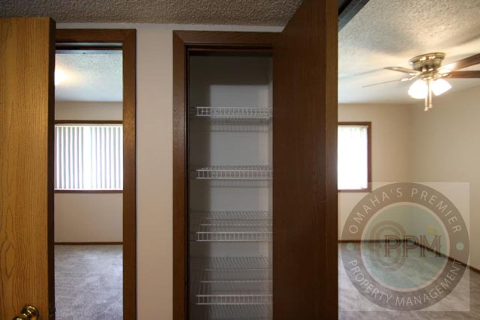 Bennington Apartment: 15605 N 4th St
