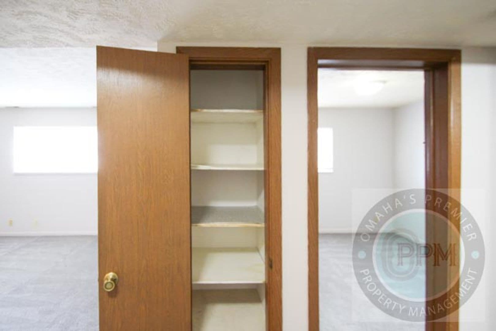 Omaha Apartment: 2903 N 76th St