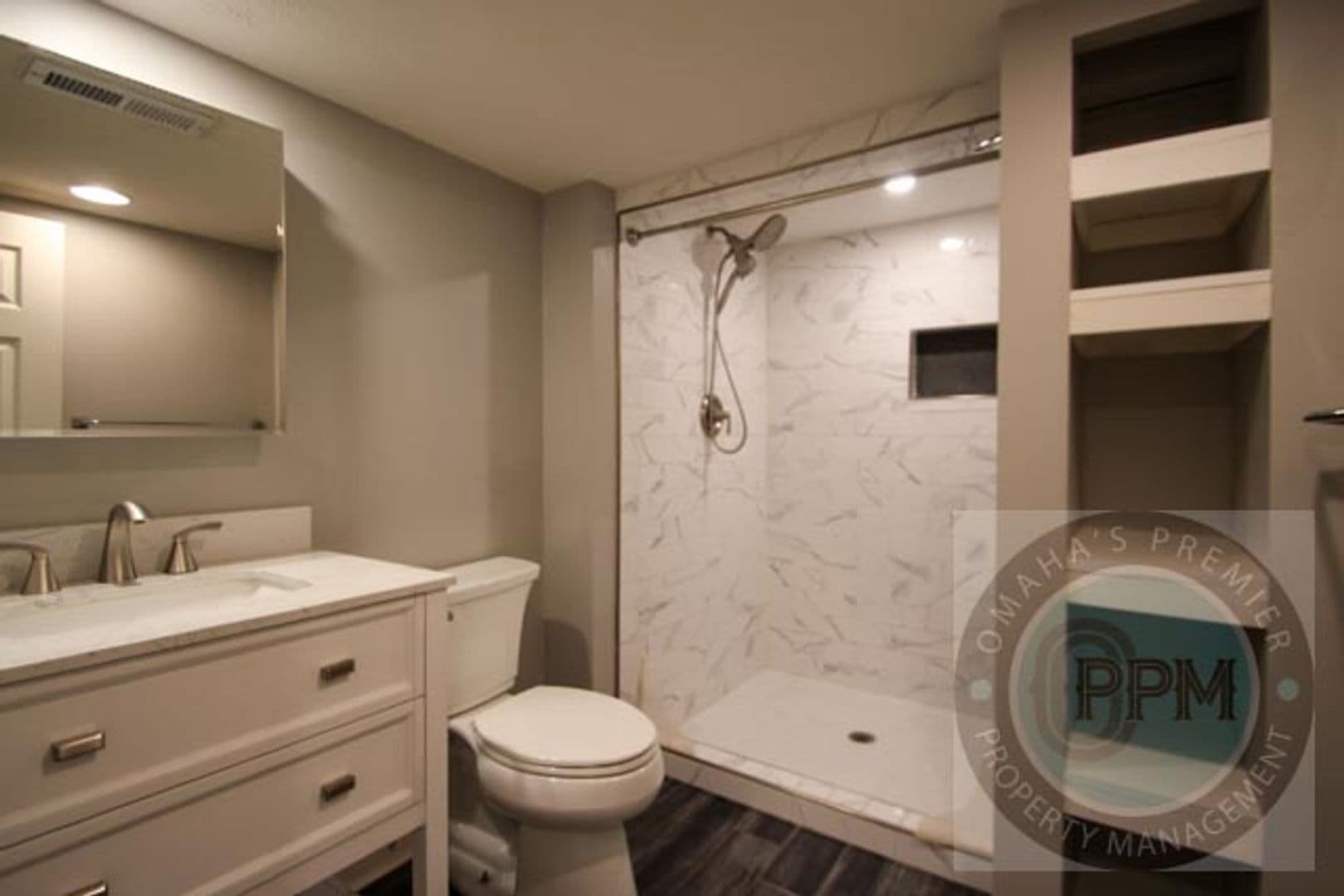 Bellevue House: 7313 S 50 St