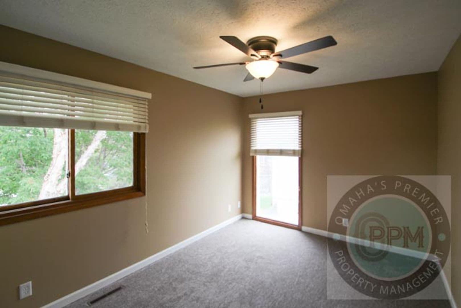 Bellevue House: 9801 S 10th St