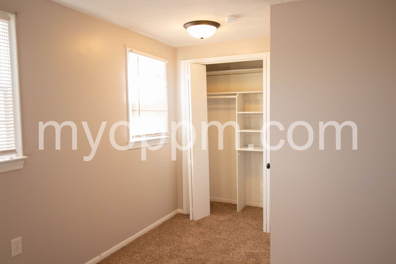 Omaha House: 2321 S 49th St