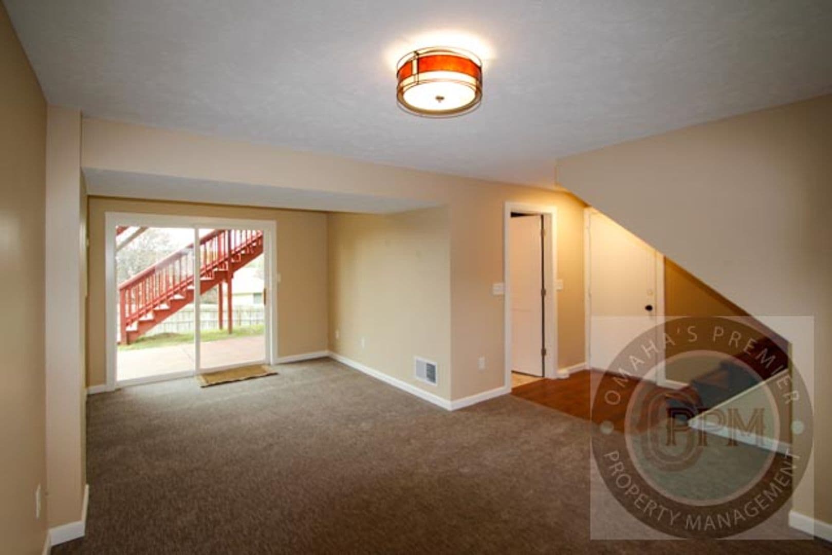 Bellevue House: 9801 S 10th St