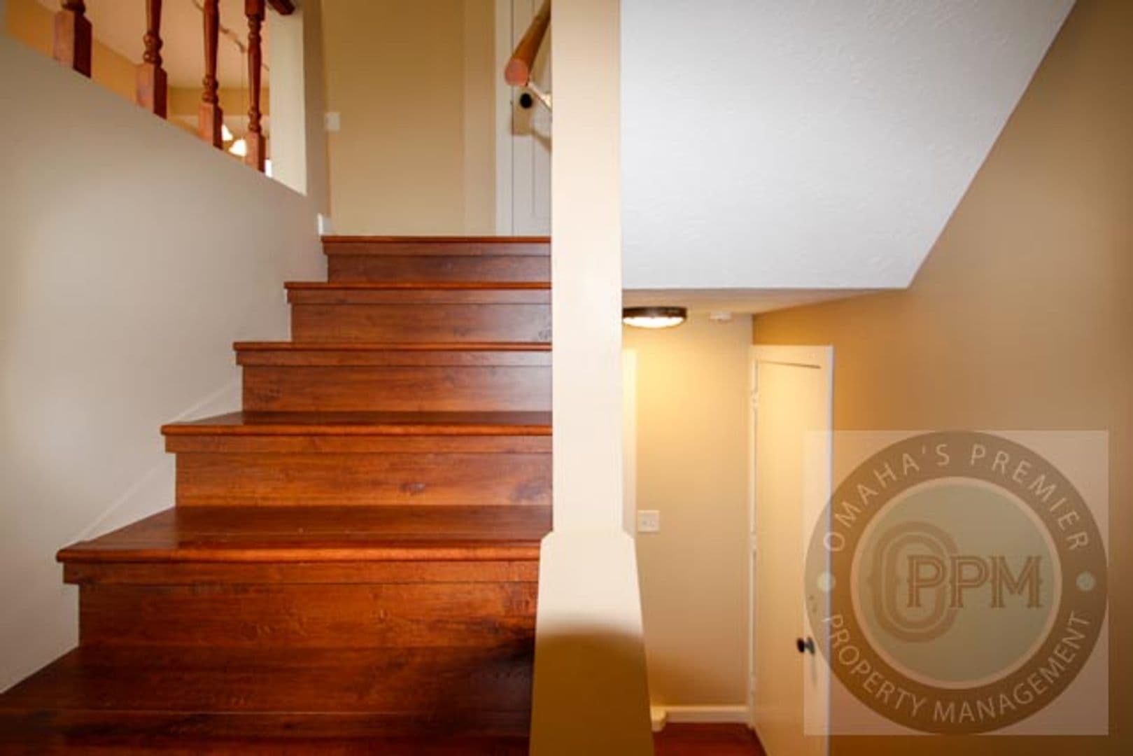 Bellevue House: 9801 S 10th St