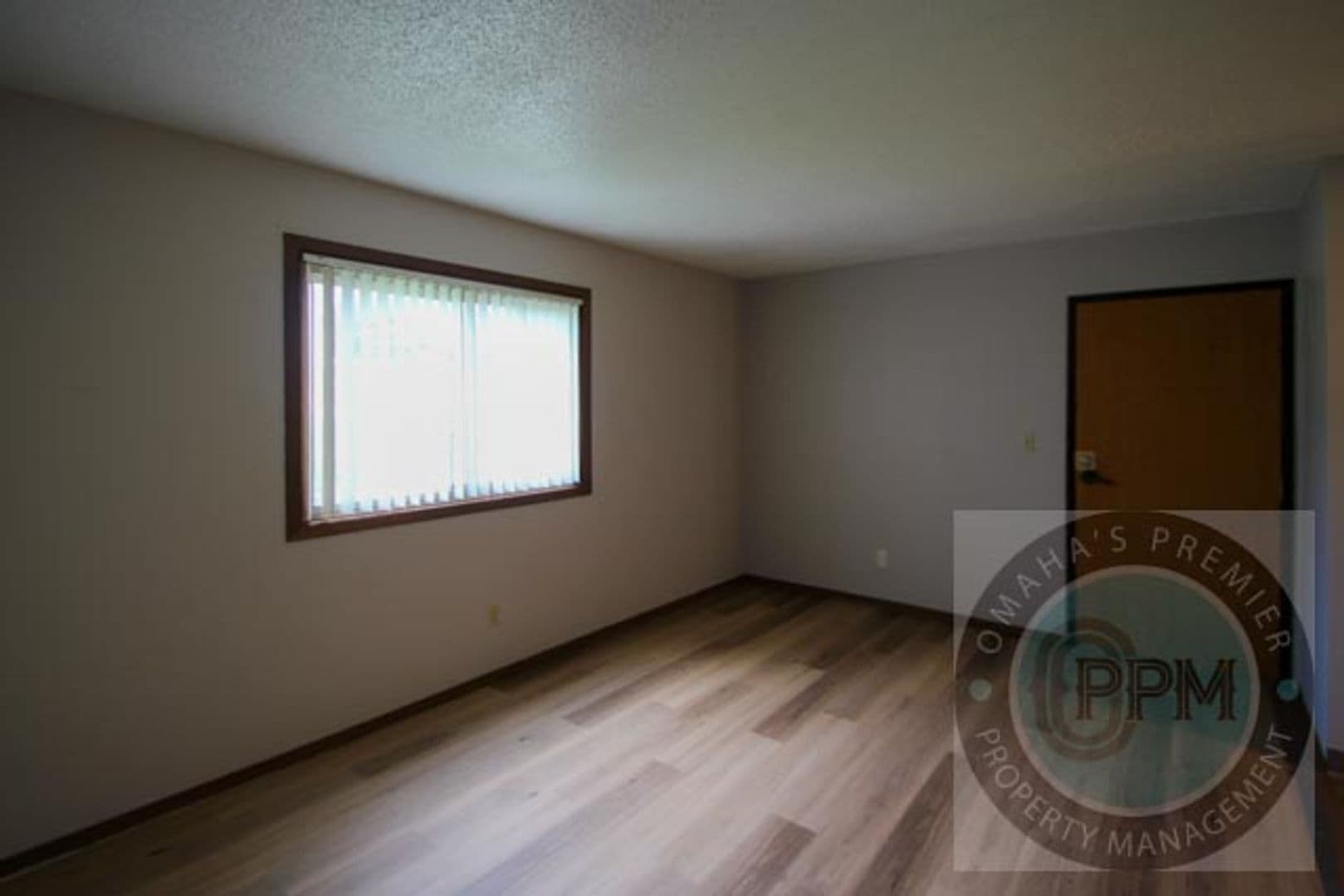 Bennington Apartment: 15605 N 4th St