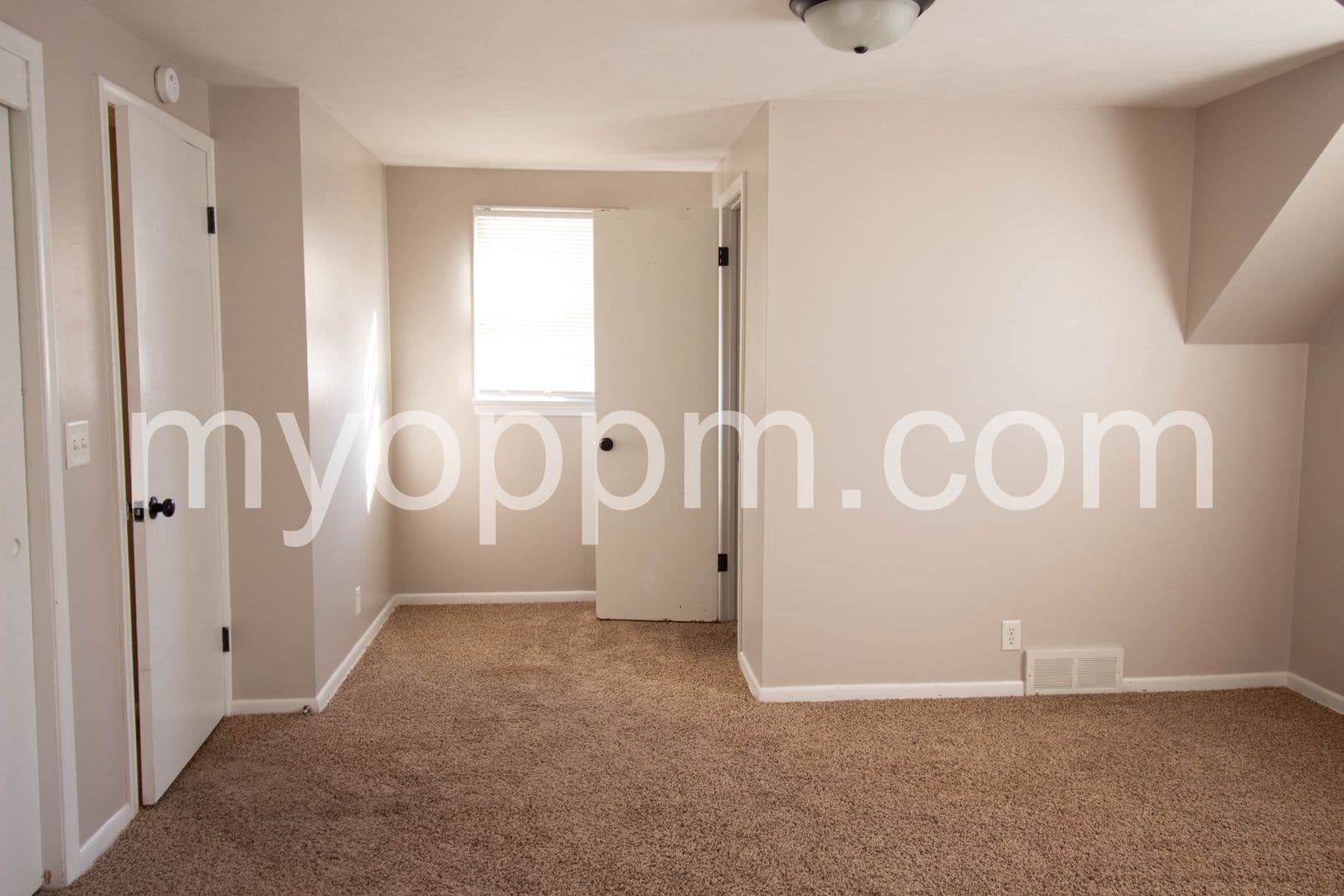Omaha House: 2321 S 49th St