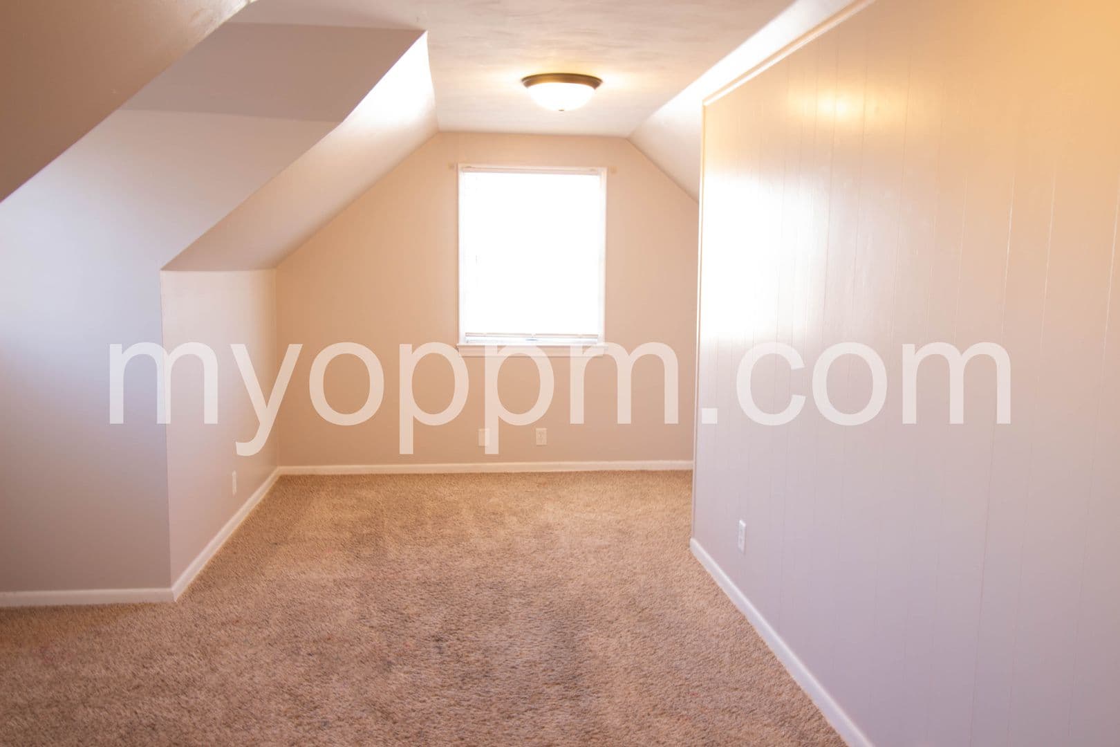 Omaha House: 2321 S 49th St