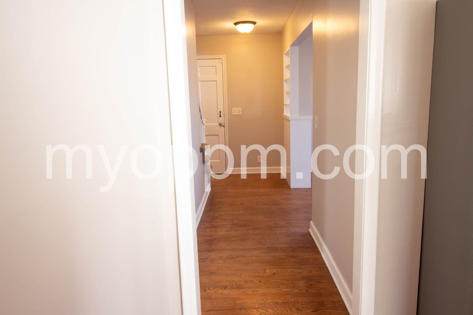 Omaha House: 2321 S 49th St