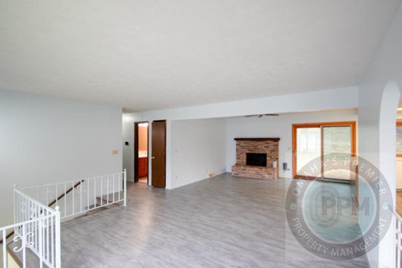 Bellevue House: 212 Douglas Drive