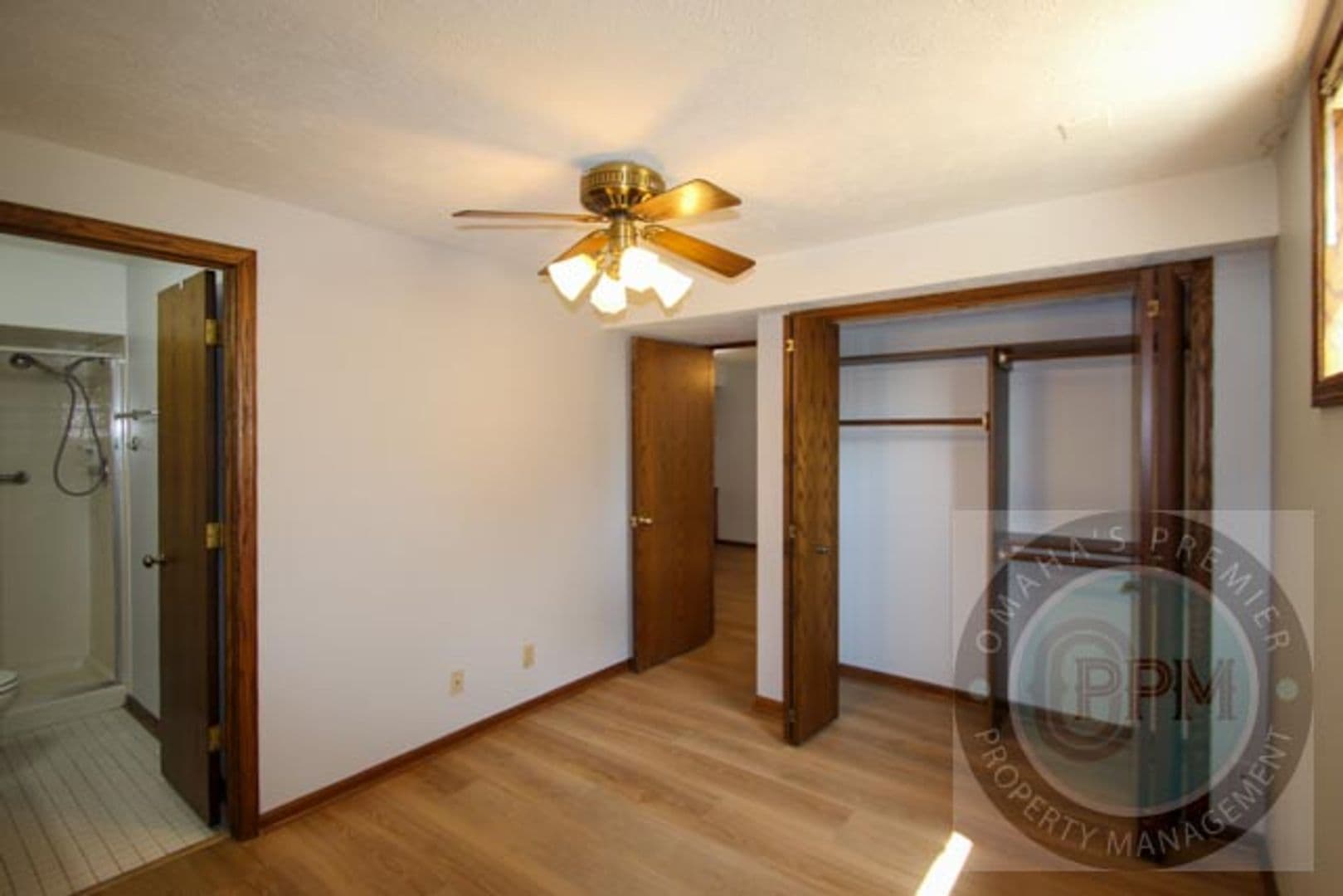 Omaha House: 5614 N 116 Ave Circle