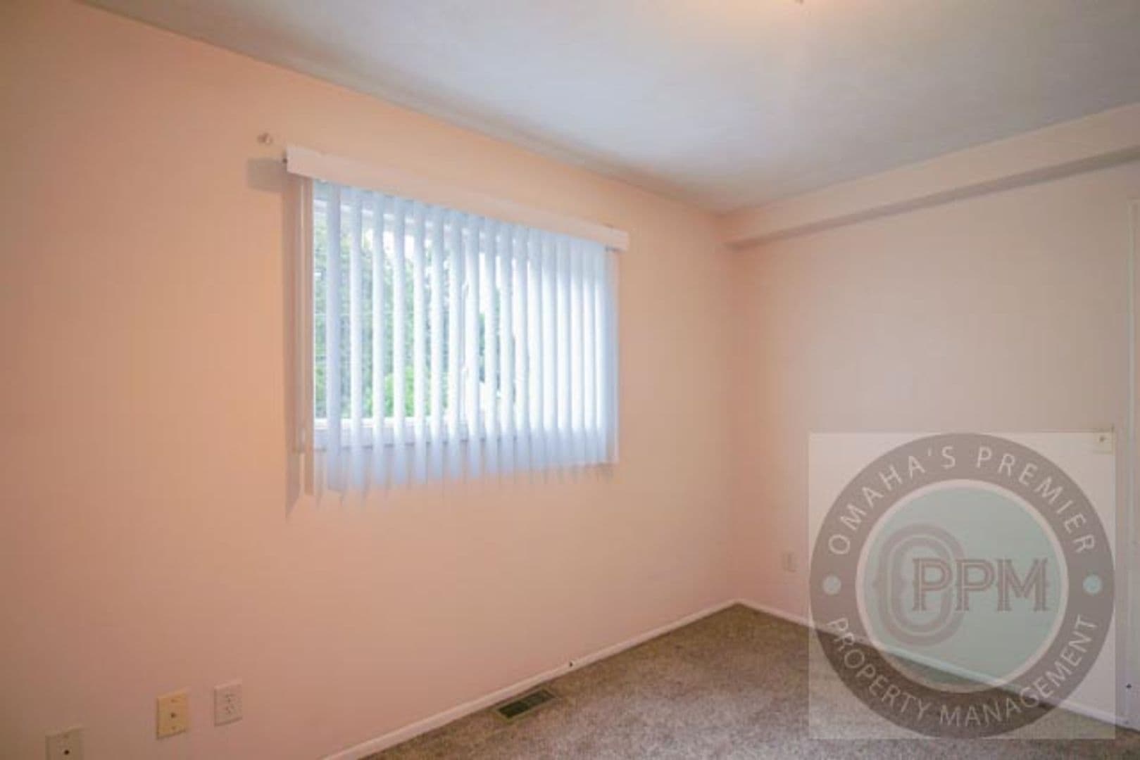 Omaha Apartment: 6519 Lafayette Ave