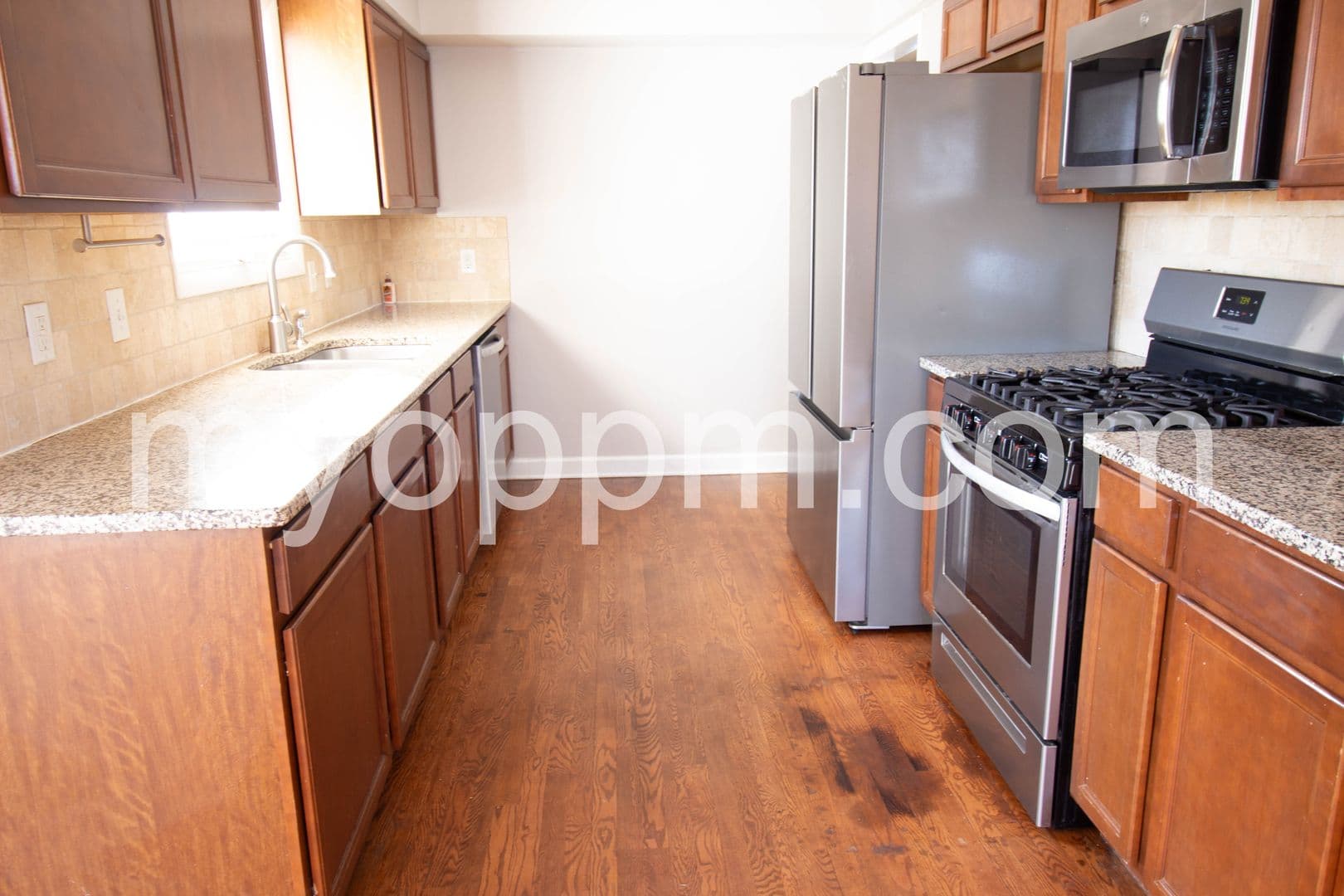 Omaha House: 2321 S 49th St