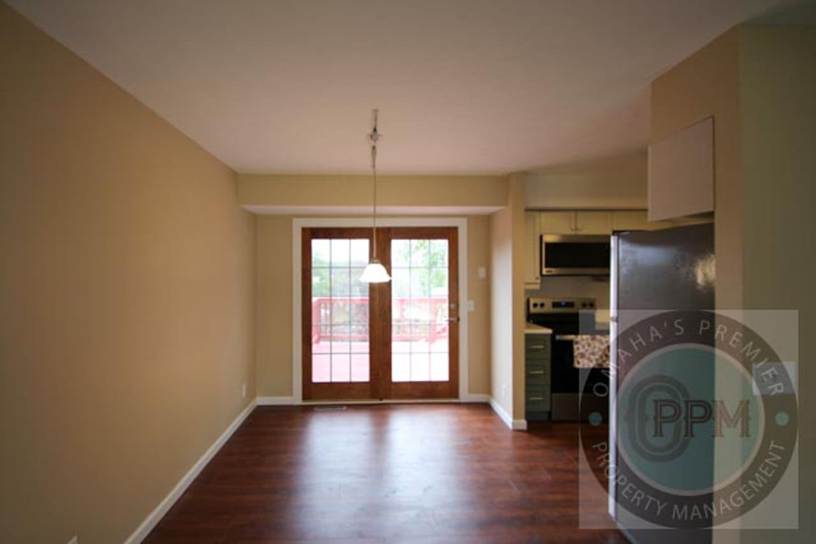 Bellevue House: 9801 S 10th St