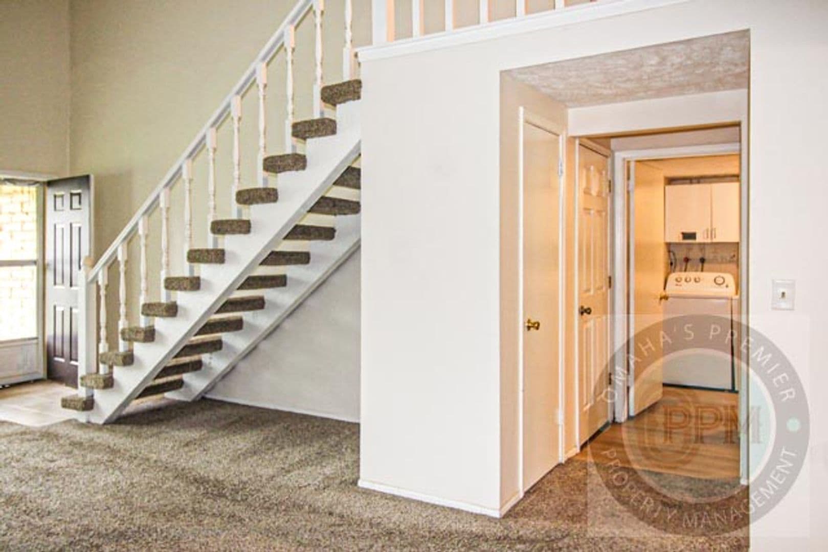 Omaha Apartment: 6519 Lafayette Ave
