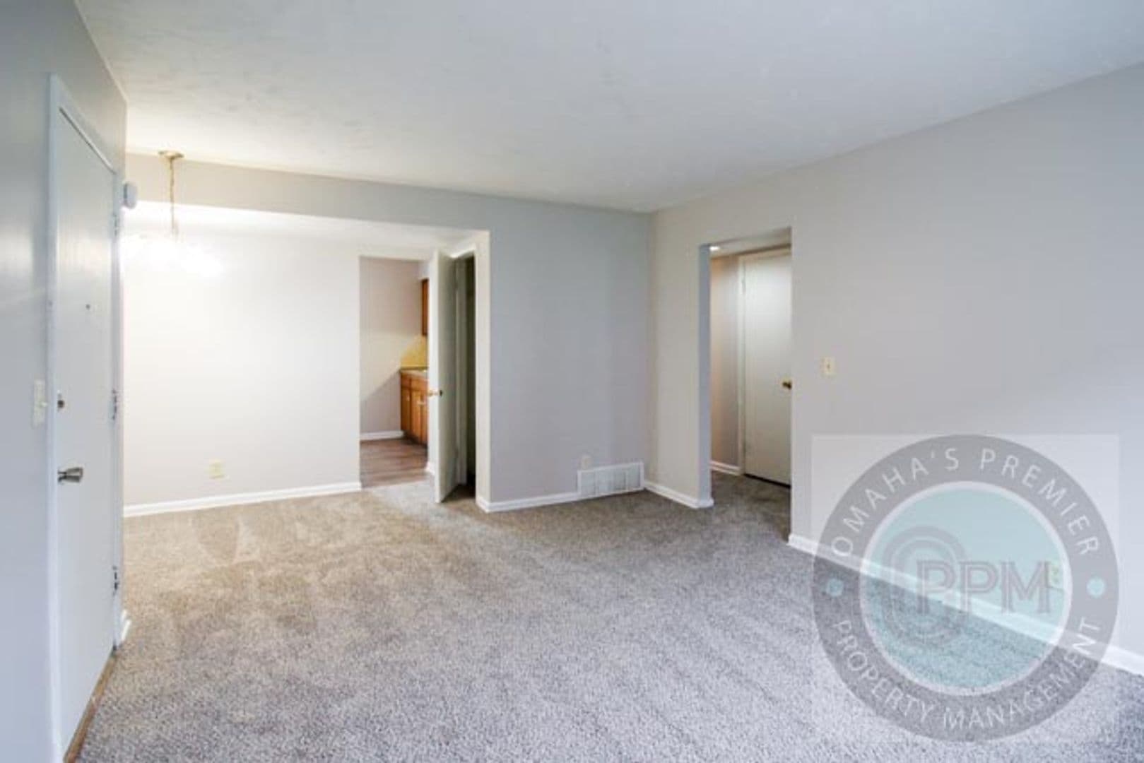Omaha Apartment: 7303 Decatur St