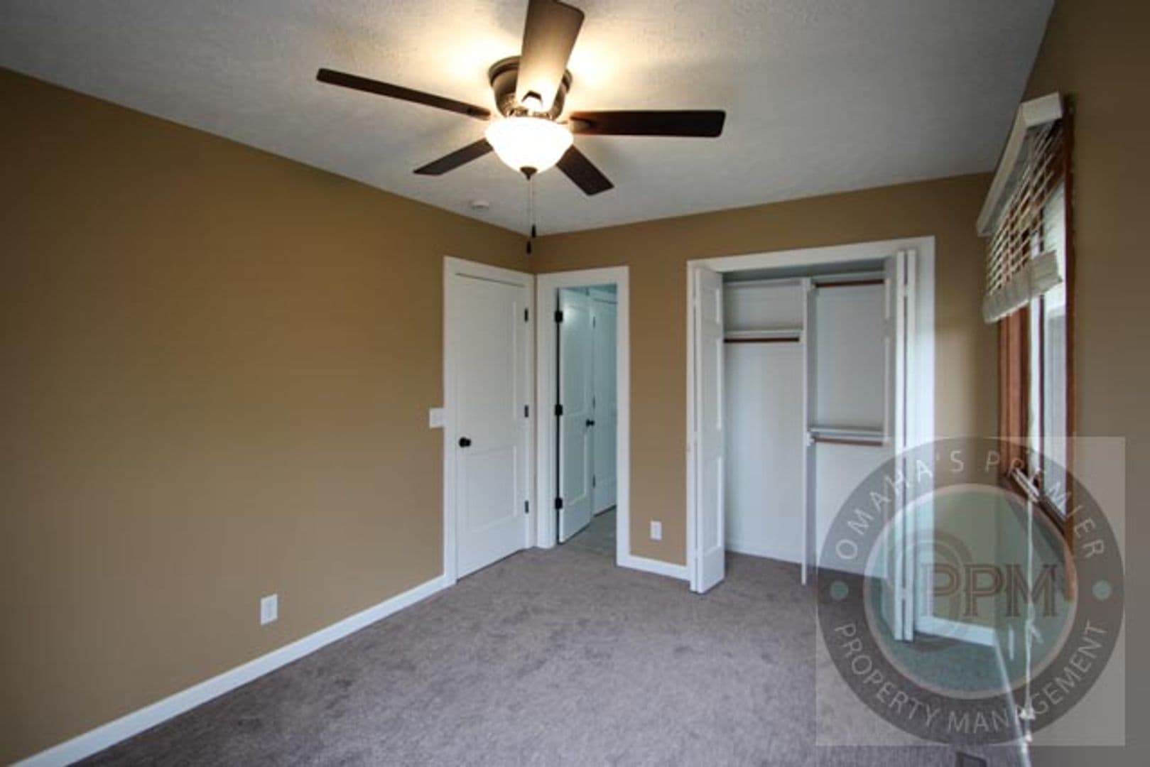 Bellevue House: 9801 S 10th St