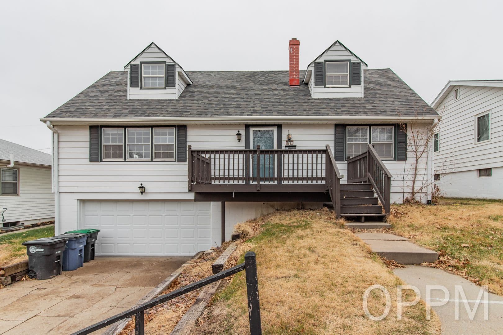 Omaha House: 2321 S 49th St